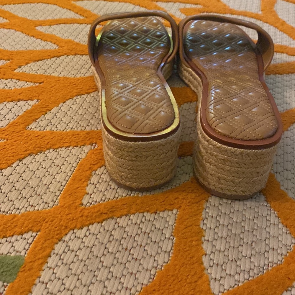 Tory Burch shoes size 11 good condition wore once neutral color. All leather. - Picture 4 of 4